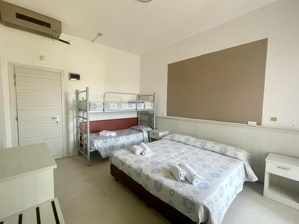 Hotel Vianello Lido di Jesolo Exterior photo